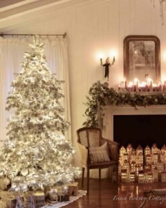 21 Beautiful Decorating Ideas for a Joyful French Country Christmas