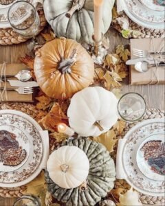 30 Incredible DIY Decoration Ideas for Your Thanksgiving Dinner Table