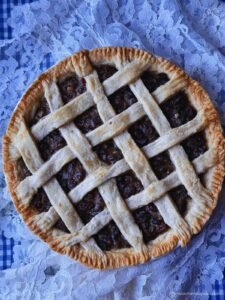 CLASSIC RAISIN PIE – Recipes from the Southern Lady Cooks