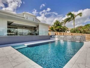 Essential Traits to Consider When Choosing Local Pool Liner Installers » Home Design
